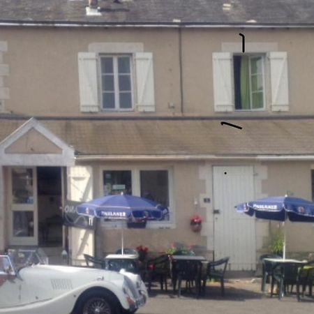 Chambres D'Hotes La Chaumiere Coulonges  Exteriér fotografie