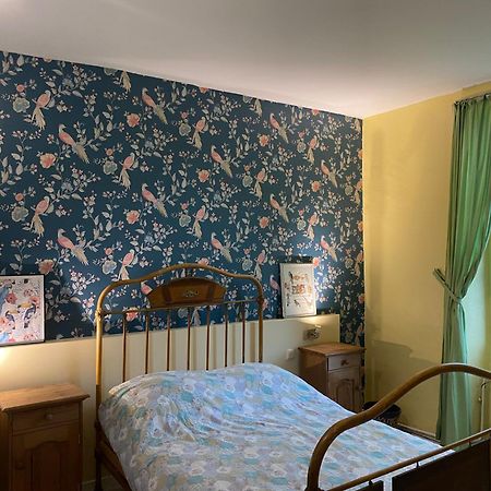 Chambres D'Hotes La Chaumiere Coulonges  Exteriér fotografie
